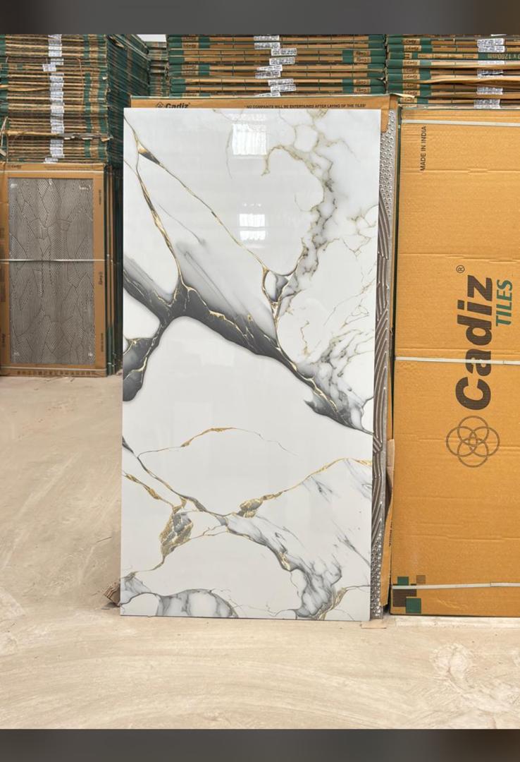 Calacatta Gold White
